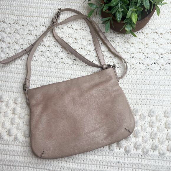 AMERICAN LEATHER CO. Women's Leather Crossbody Bag Light Tan Medium Adjustable - Picture 8 of 10